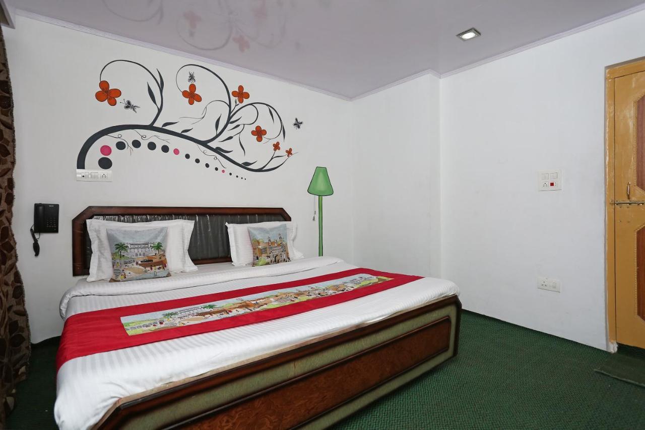 Oyo Flagship Hotel Palace باهالغام المظهر الخارجي الصورة